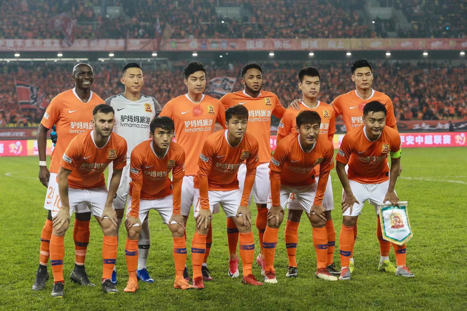 盯死中锋支 盯死中锋支